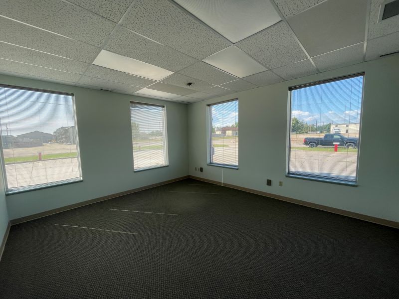 Barrhead Commercial Property for lease or sale photo 3